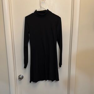Forever 21 Classic Black Long Sleeve Dress